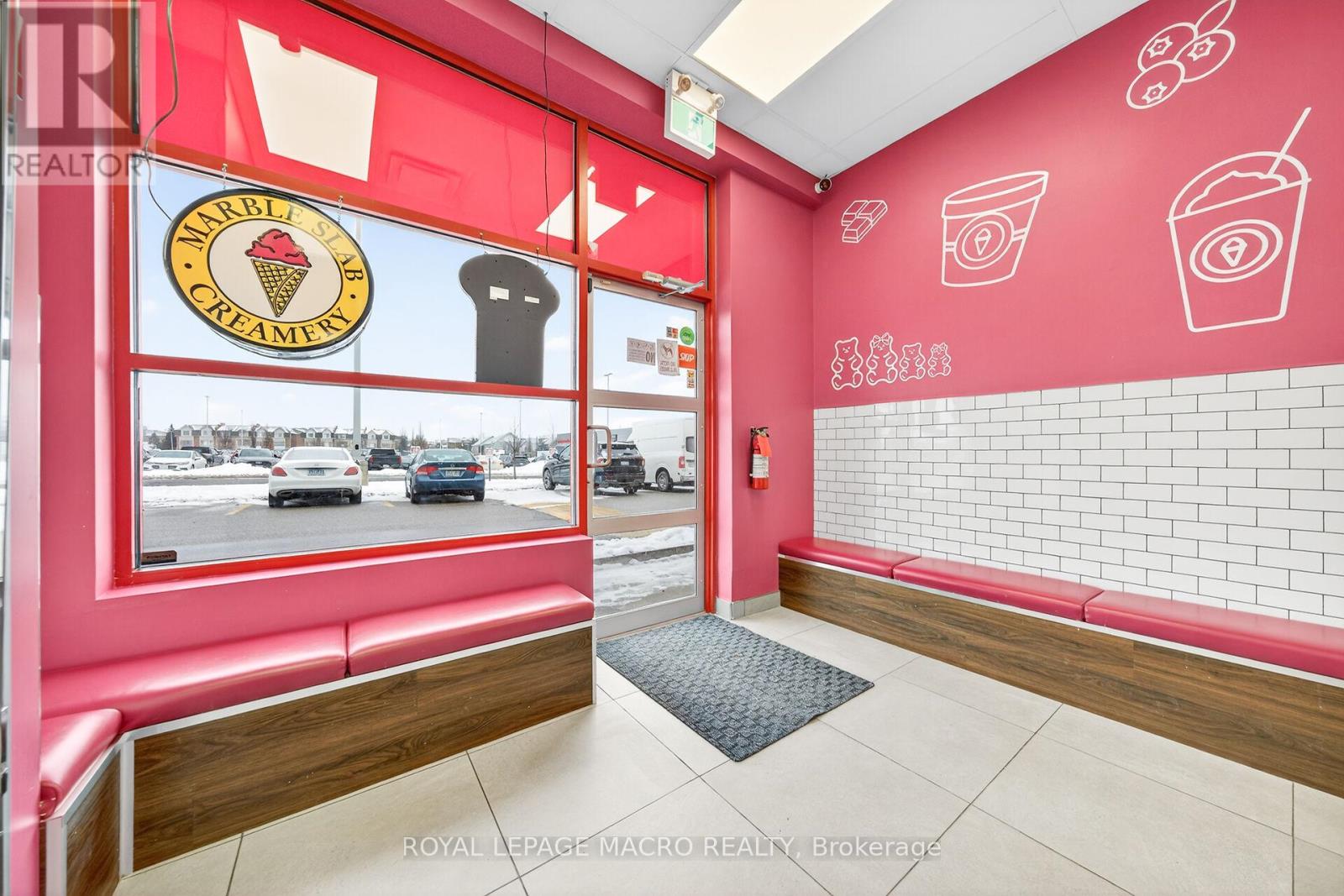 D9 - 380 Dundas Street E, Oakville, Ontario  L6H 6Z9 - Photo 12 - W13652434