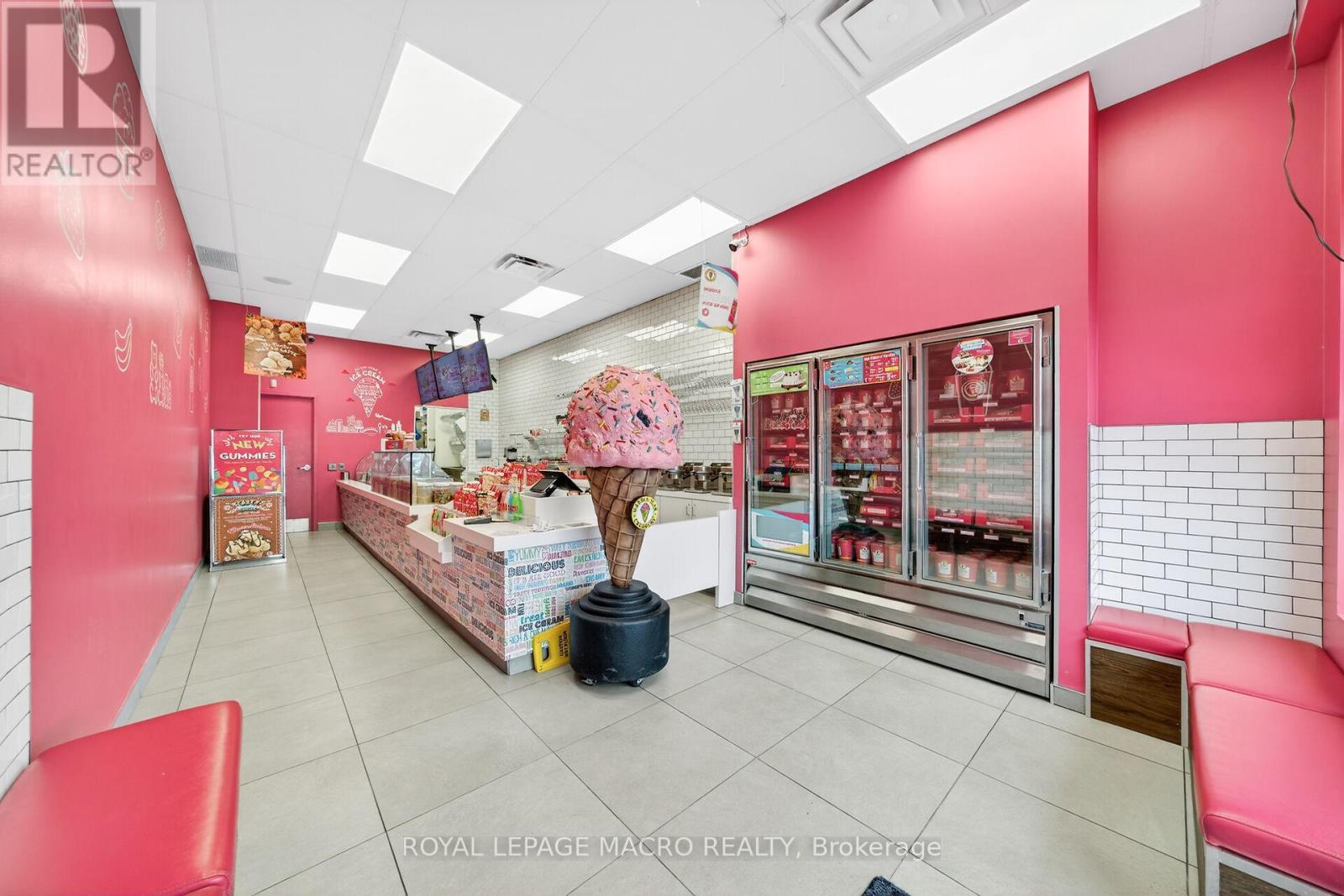 D9 - 380 Dundas Street E, Oakville, Ontario  L6H 6Z9 - Photo 6 - W13652434