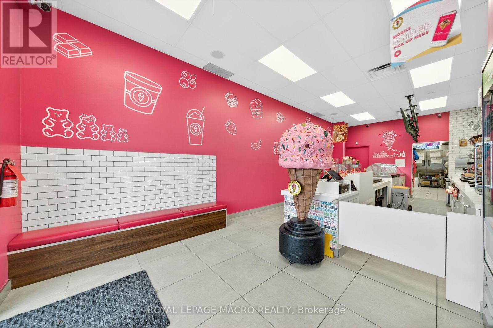 D9 - 380 Dundas Street E, Oakville, Ontario  L6H 6Z9 - Photo 7 - W13652434