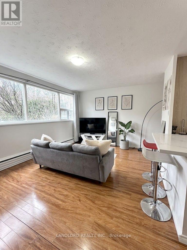 1 - 140 Springhurst Avenue, Toronto (South Parkdale), Ontario  M6K 1C1 - Photo 4 - W13652450