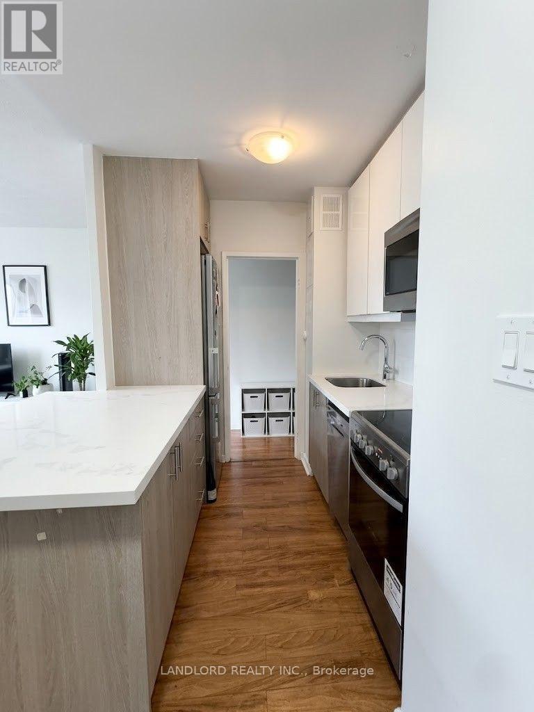 1 - 140 Springhurst Avenue, Toronto (South Parkdale), Ontario  M6K 1C1 - Photo 5 - W13652450