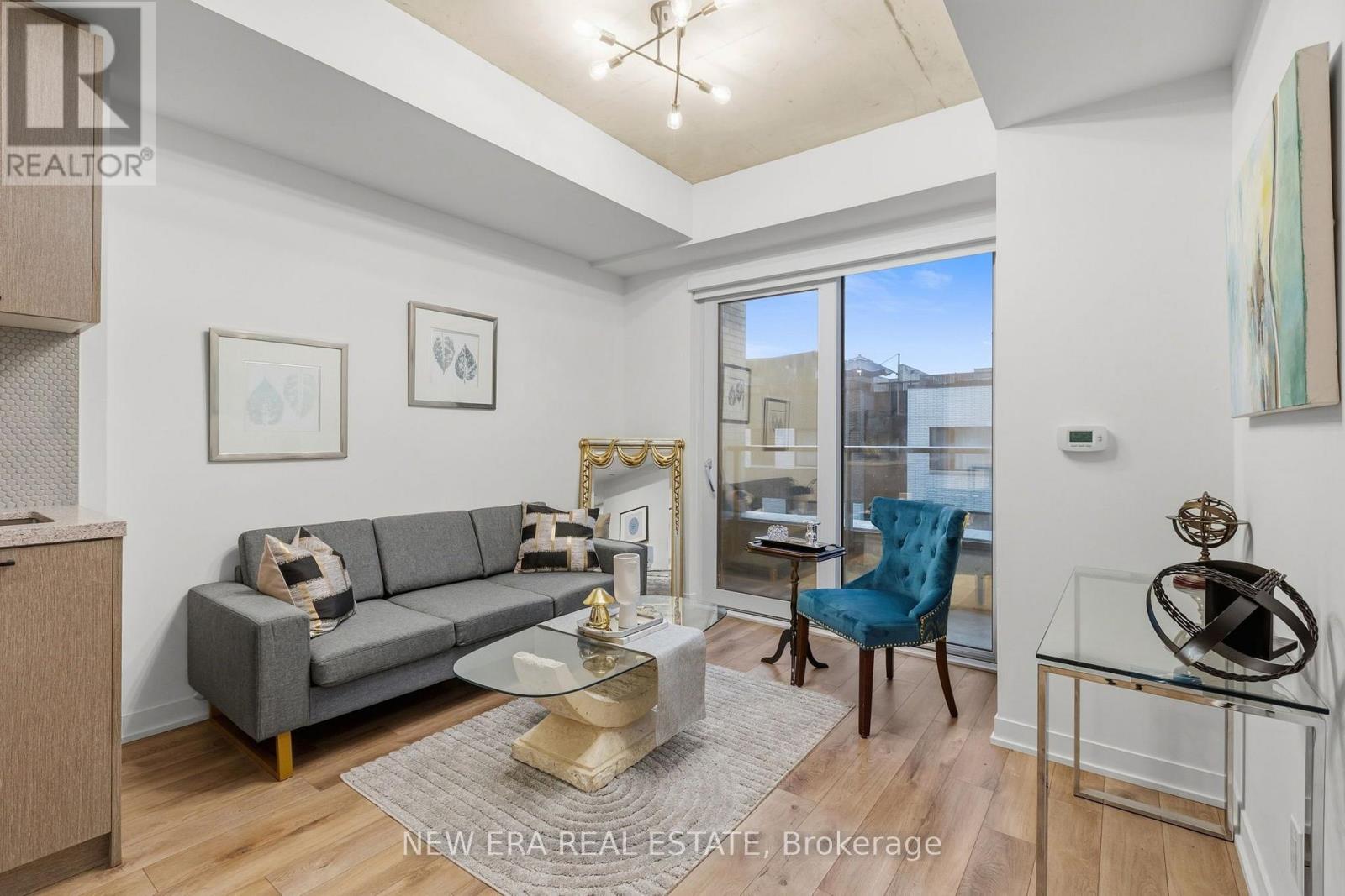 301 - 1808 St. Clair Avenue W, Toronto, Ontario  M6N 1J5 - Photo 7 - W13652464