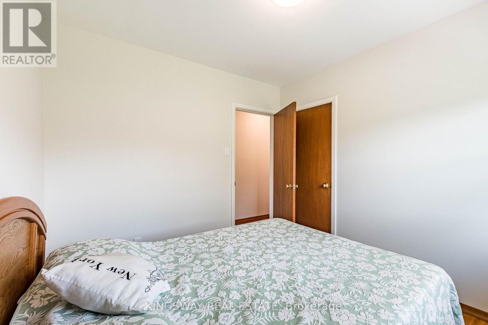 163 Floradale Drive, Mississauga, Ontario  L5B 1G2 - Photo 17 - W13652502