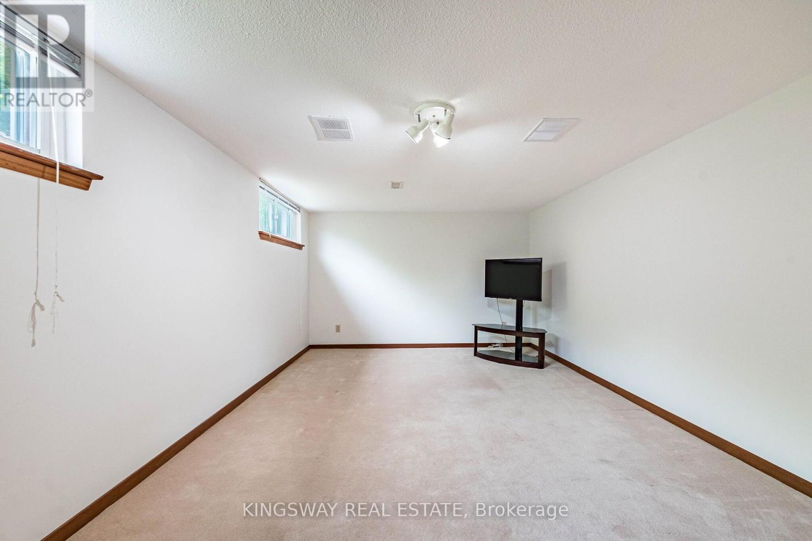 163 Floradale Drive, Mississauga, Ontario  L5B 1G2 - Photo 26 - W13652502
