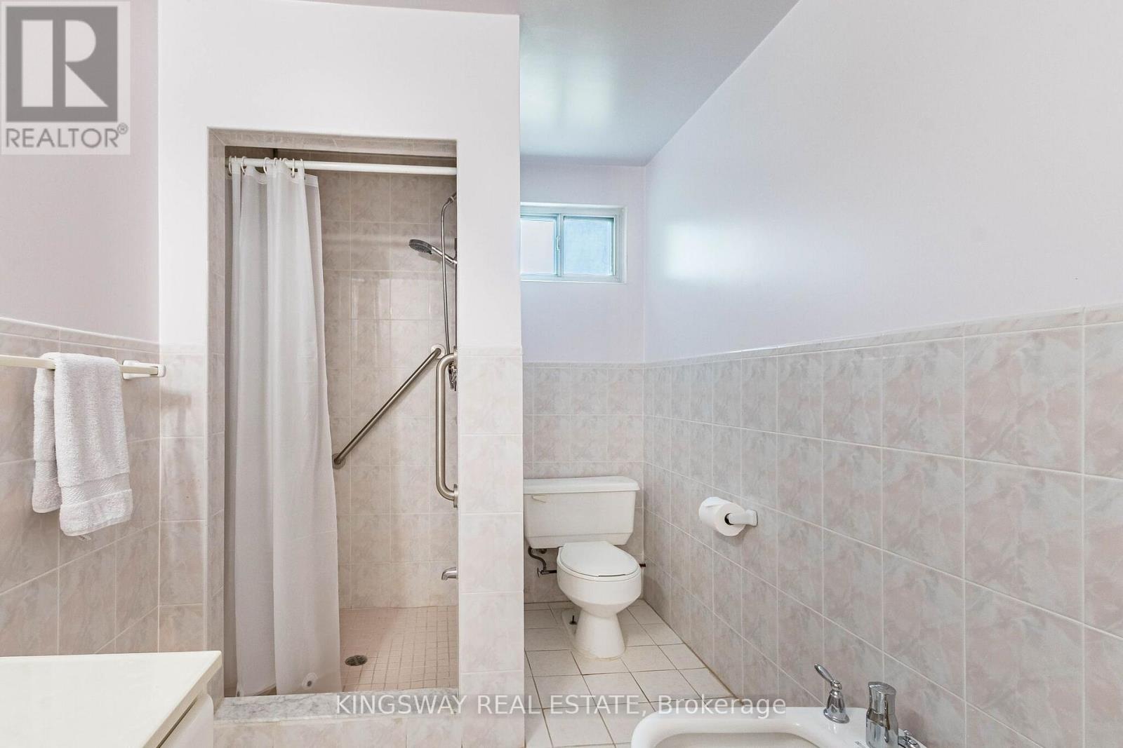 163 Floradale Drive, Mississauga, Ontario  L5B 1G2 - Photo 28 - W13652502