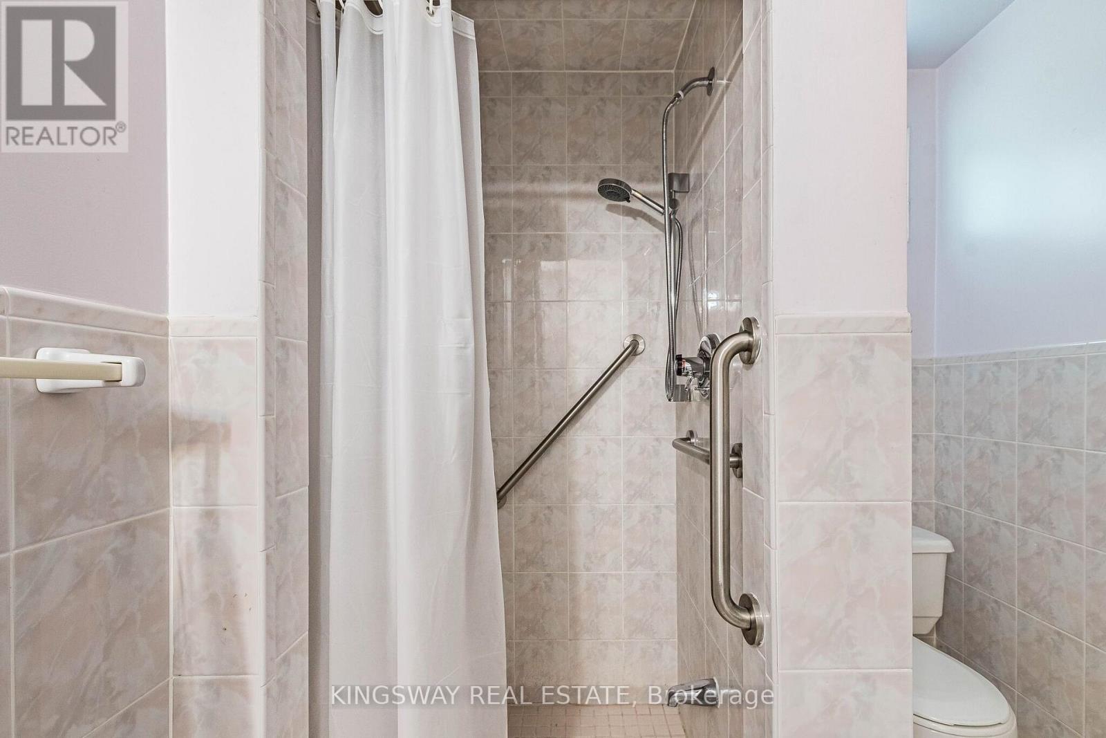 163 Floradale Drive, Mississauga, Ontario  L5B 1G2 - Photo 29 - W13652502