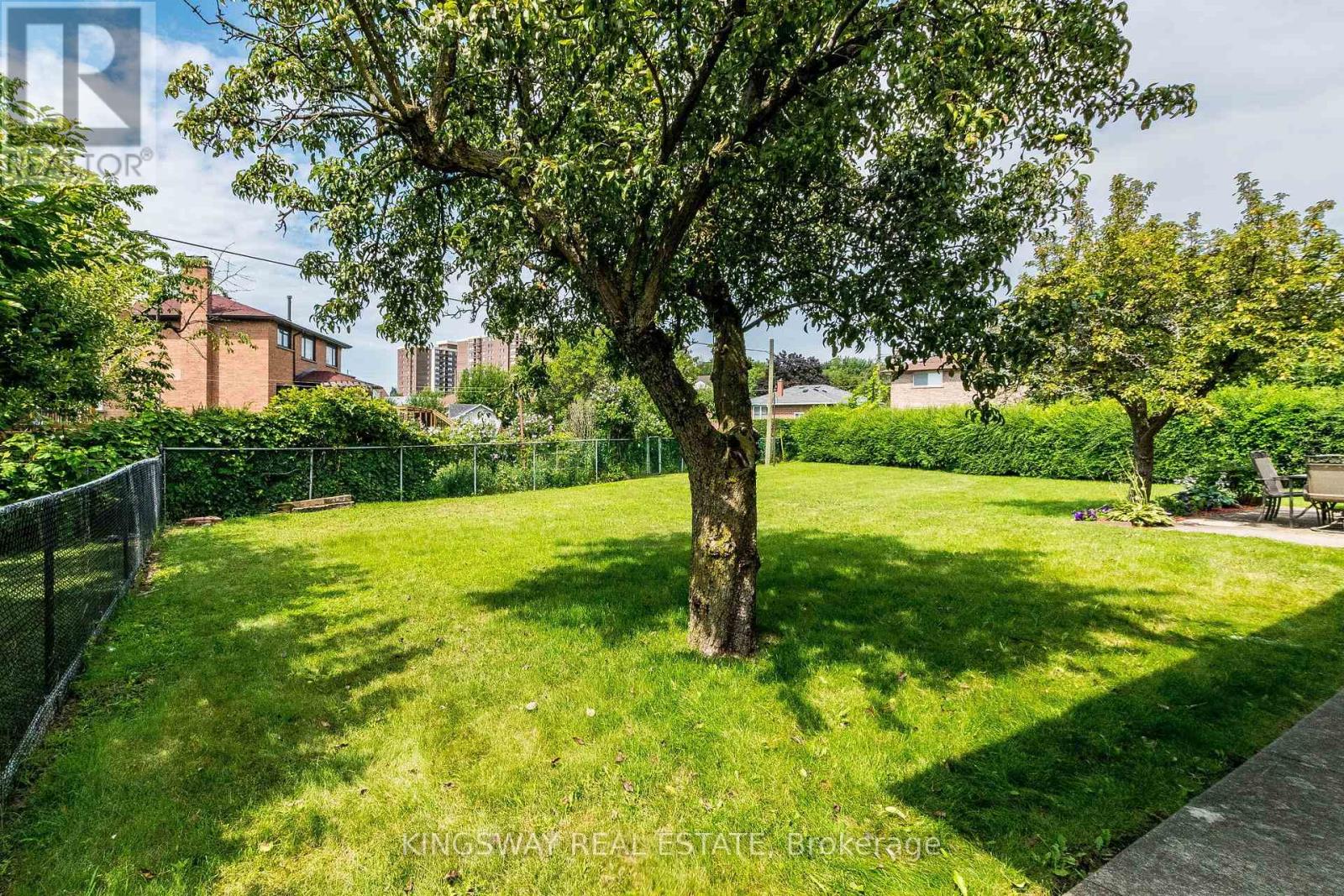163 Floradale Drive, Mississauga, Ontario  L5B 1G2 - Photo 32 - W13652502