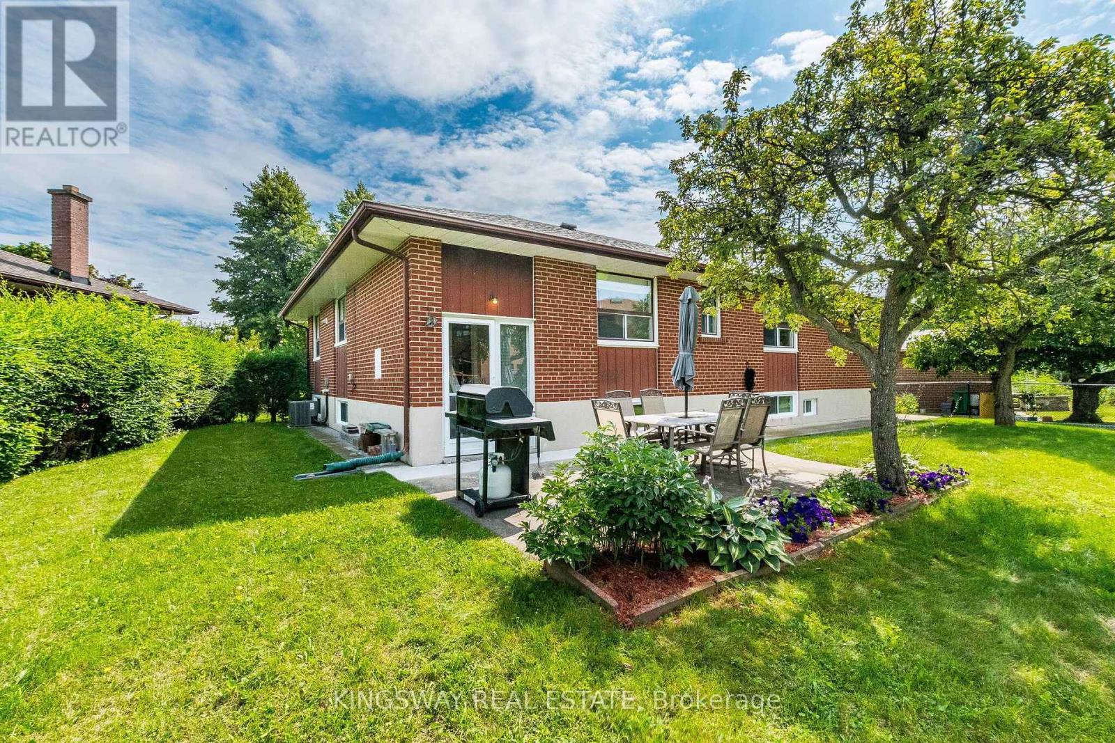 163 Floradale Drive, Mississauga, Ontario  L5B 1G2 - Photo 36 - W13652502