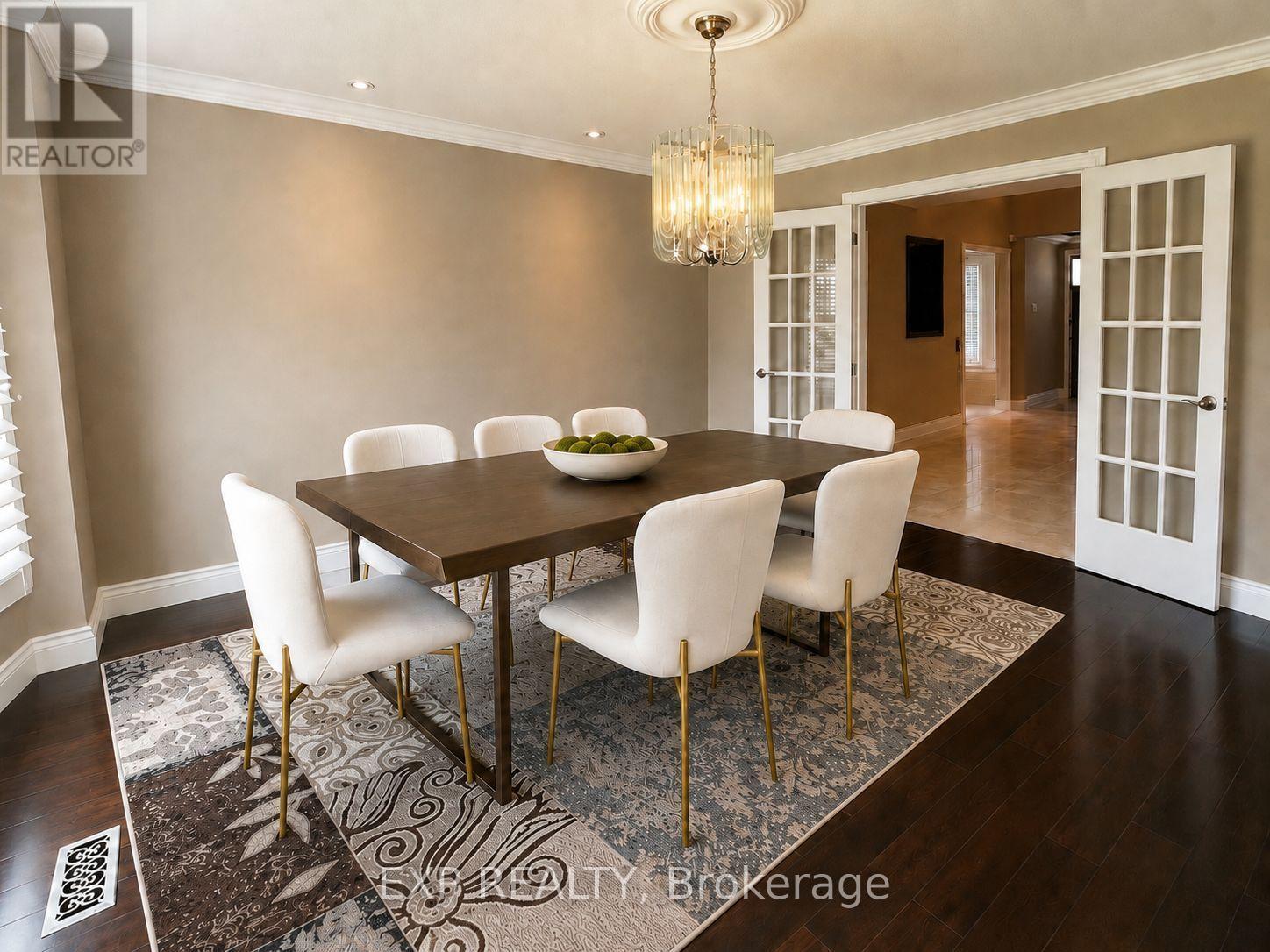 17 Heath Street, Richmond Hill, Ontario L4B 2B6 - Photo 9 - N13641262