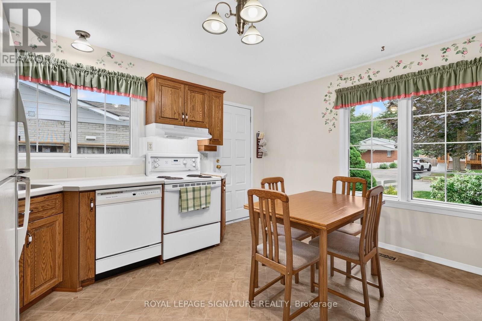 150 Clements Road E, Ajax, Ontario  L1S 1L7 - Photo 8 - E13650912