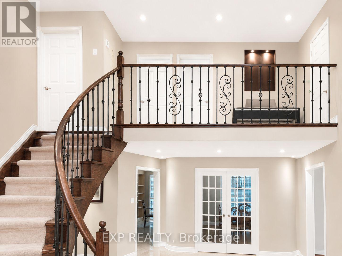 17 Heath Street, Richmond Hill, Ontario L4B 2B6 - Photo 15 - N13641262