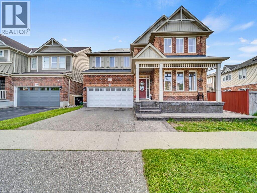 227 BALDWIN Drive, Cambridge, Ontario