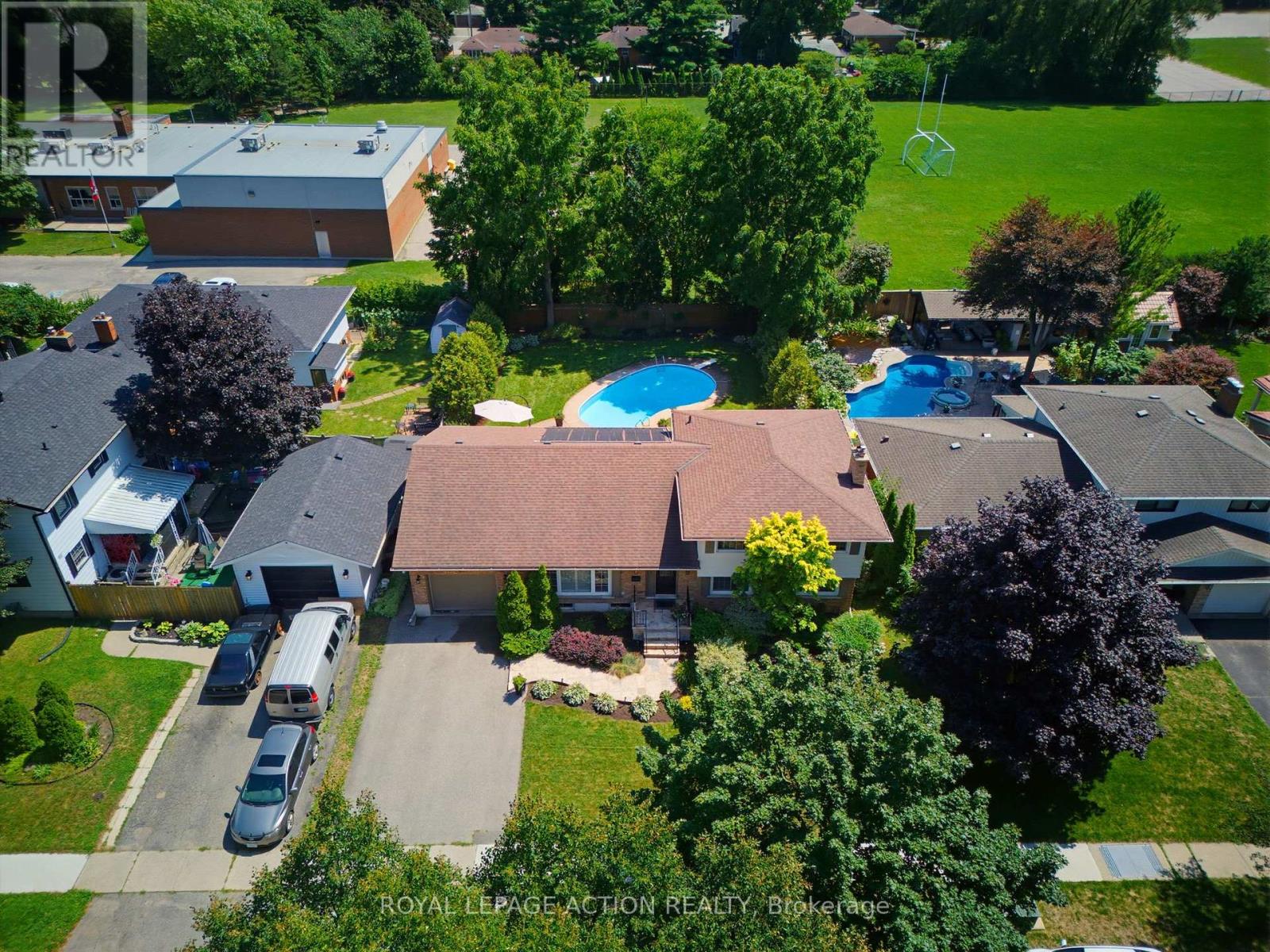 5 MARIGOLD STREET, Brantford, Ontario