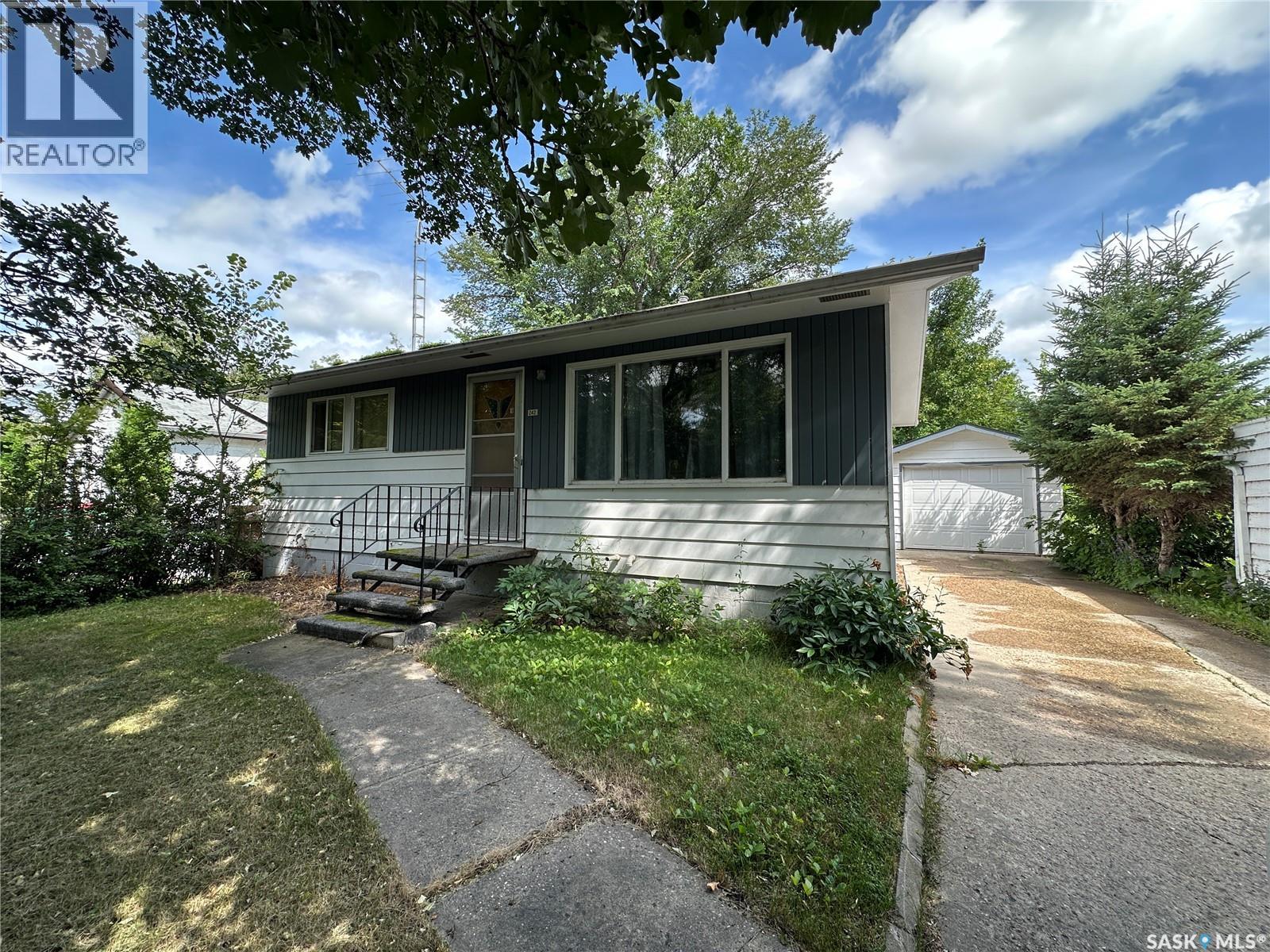 242 Third Avenue N, Kamsack, Saskatchewan  S0A 1S0 - Photo 22 - SK044735