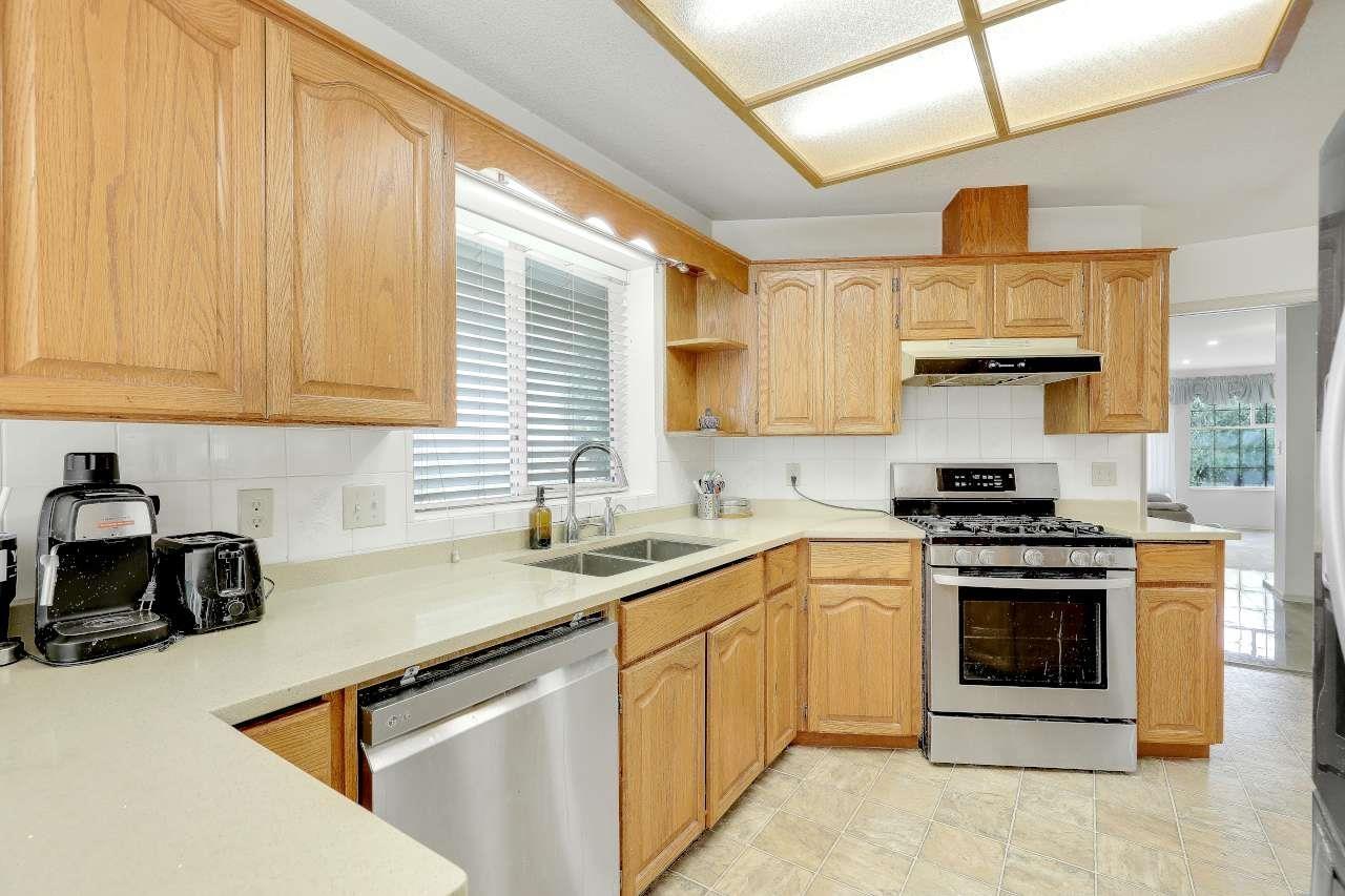 10869 162b Street, Surrey, British Columbia  V4N 1N9 - Photo 6 - R3149643
