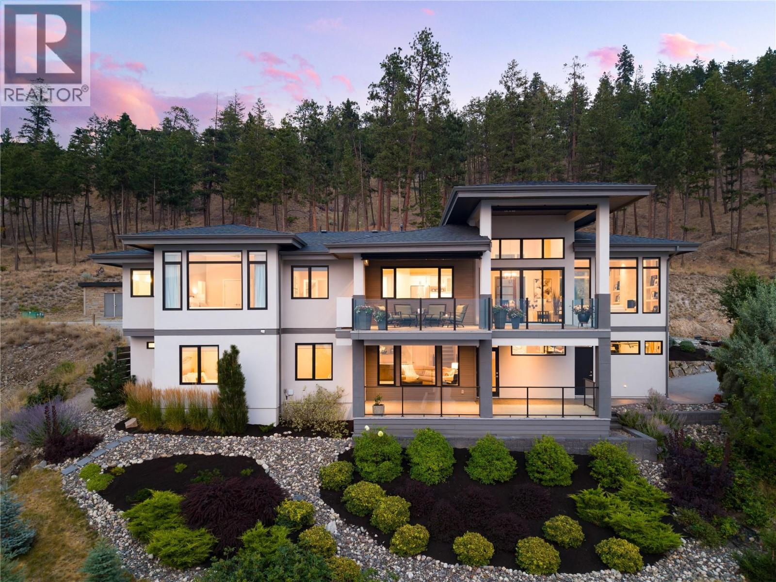 3320 Acacia Lane, Kelowna, British Columbia  V1V 3G1 - Photo 12 - 10395353