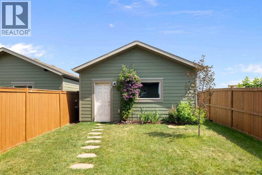719 Mahogany Boulevard Se, Calgary, Alberta  T3M 2G9 - Photo 29 - A2335255