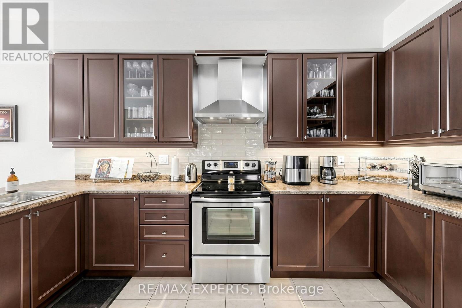 113 Boticelli Way, Vaughan, Ontario  L4H 0E5 - Photo 11 - N13629100