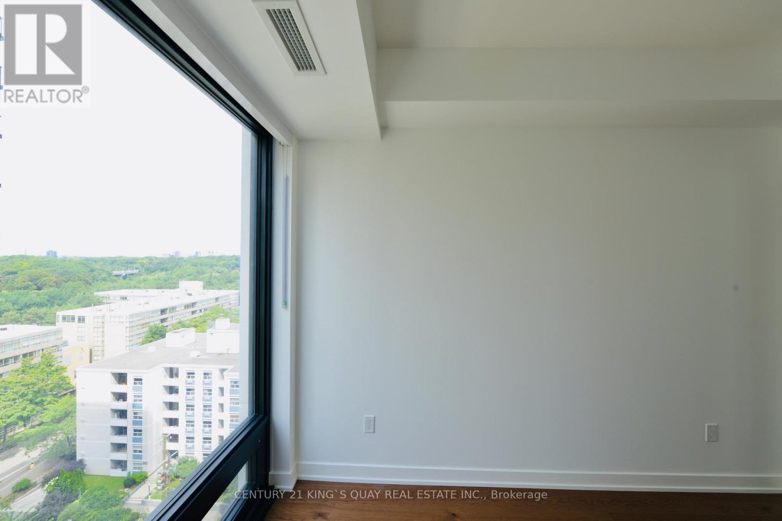 1526 - 89 MONTCLAIR AVENUE