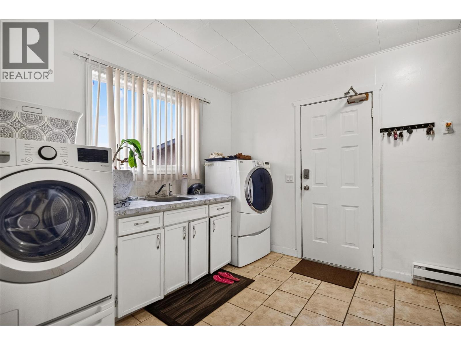 10319 42 Avenue, Osoyoos, British Columbia  V0H 1V4 - Photo 16 - 10397087