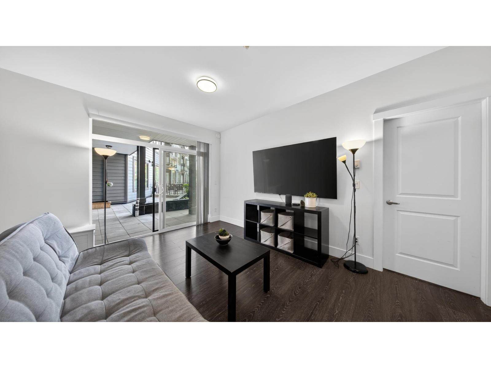 201 9983 E Barnston Drive Street, Surrey, British Columbia  V4N 6T3 - Photo 7 - R3118708