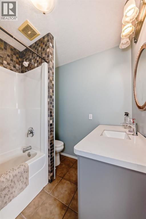 63 Sands Street, Rochon Sands, Alberta  T0C 3B0 - Photo 37 - A2286845