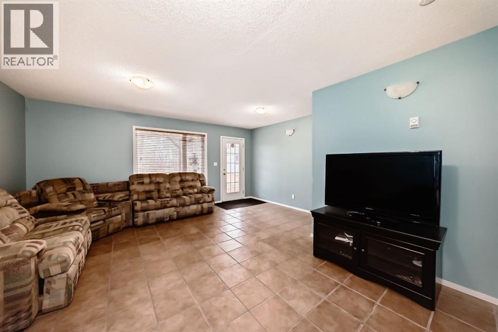 63 Sands Street, Rochon Sands, Alberta  T0C 3B0 - Photo 33 - A2286845
