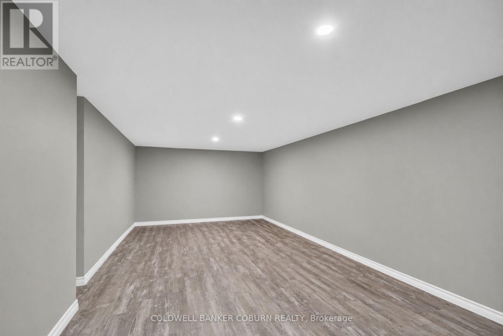 698 Cooper Street, Ottawa, Ontario  K1R 6C6 - Photo 17 - X13652626