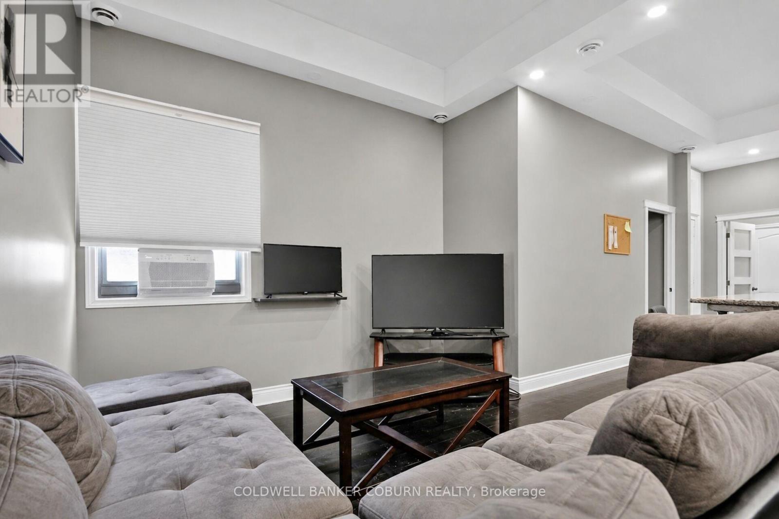 698 Cooper Street, Ottawa, Ontario  K1R 6C6 - Photo 9 - X13652626