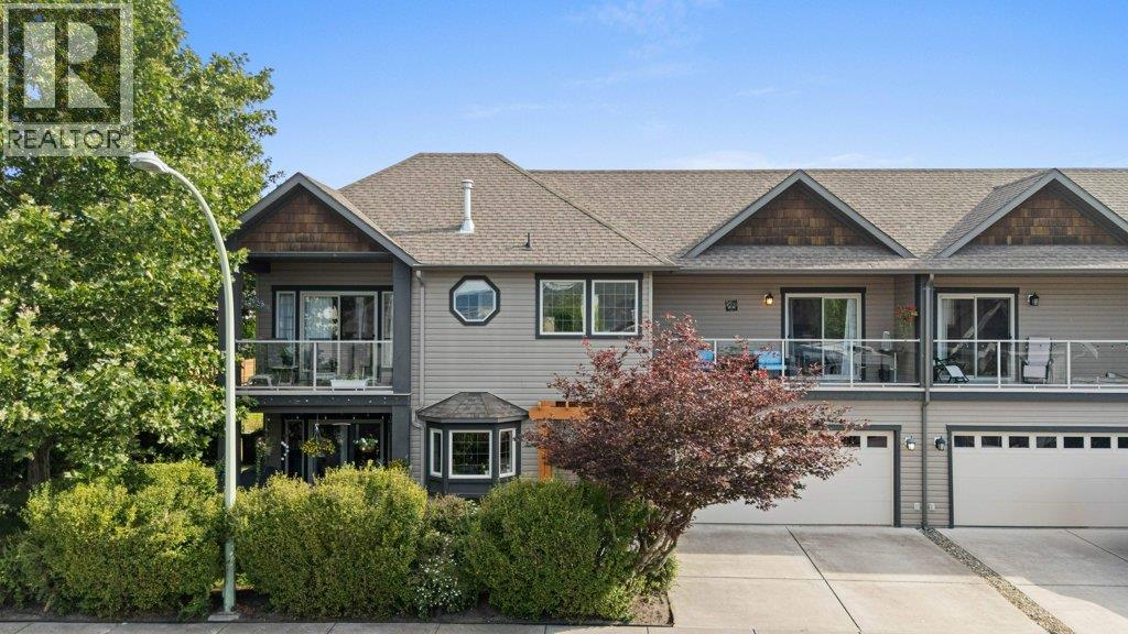 3295 Clement Road, Lake Country, British Columbia  V4V 2M5 - Photo 2 - 10395857