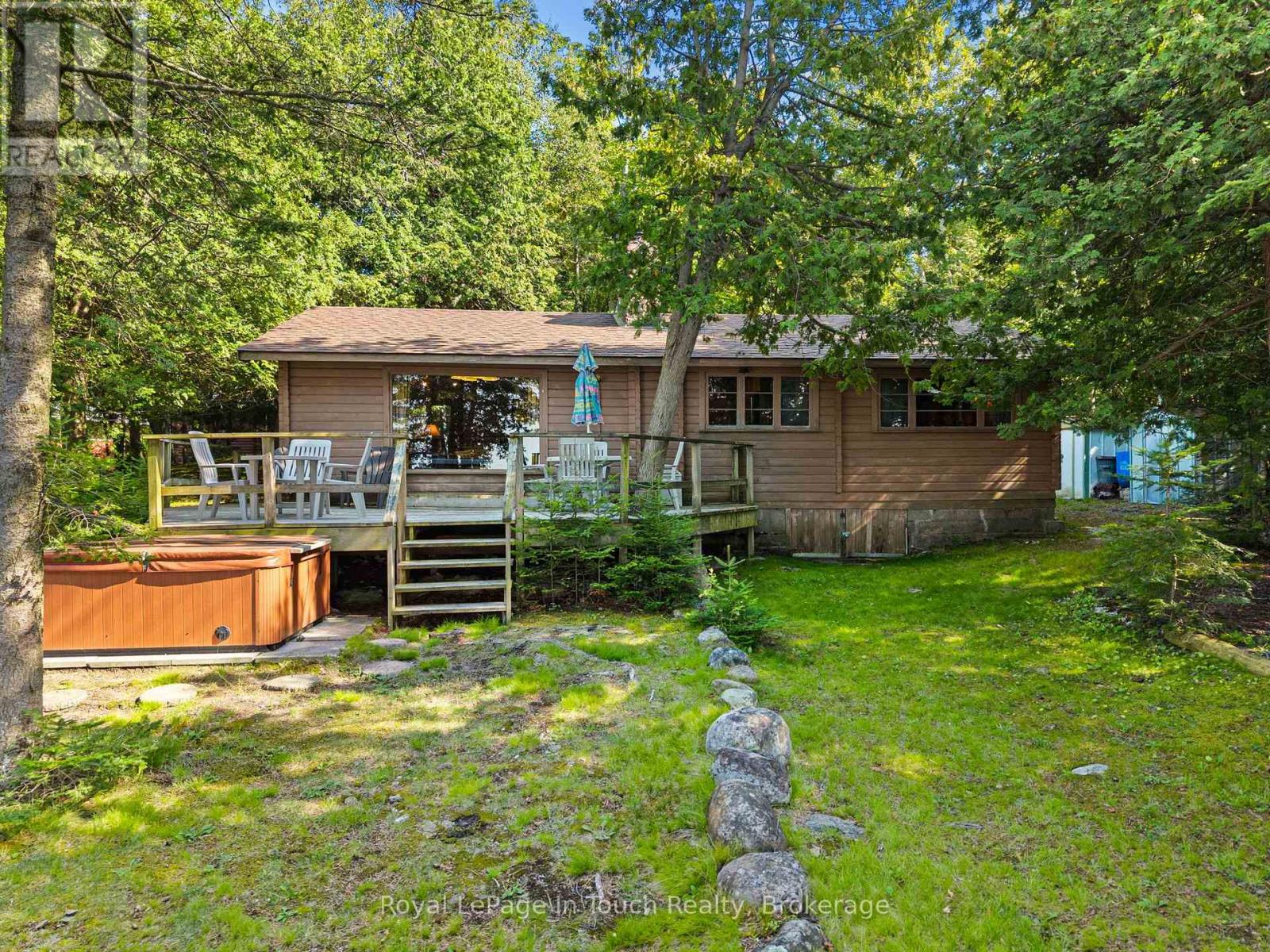 25 CHIPPEWA CRESCENT, tiny, Ontario