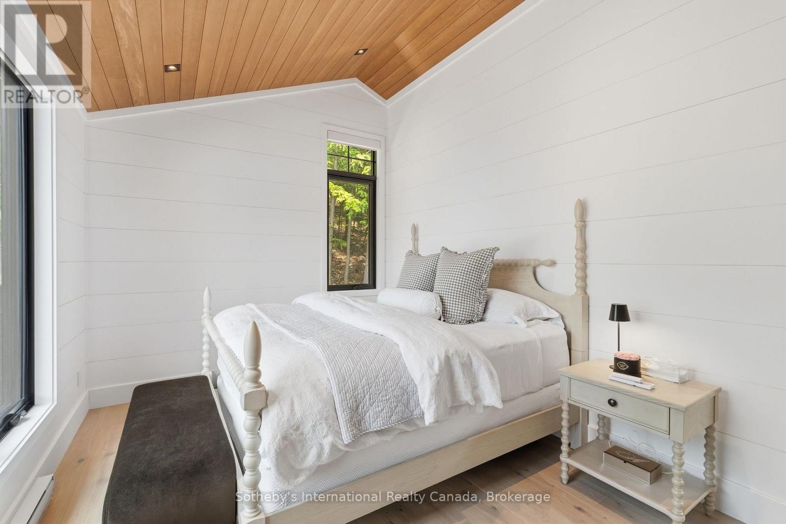 1097 Armstrong Point Road, Muskoka Lakes, Ontario  P0B 1J0 - Photo 17 - X13652584