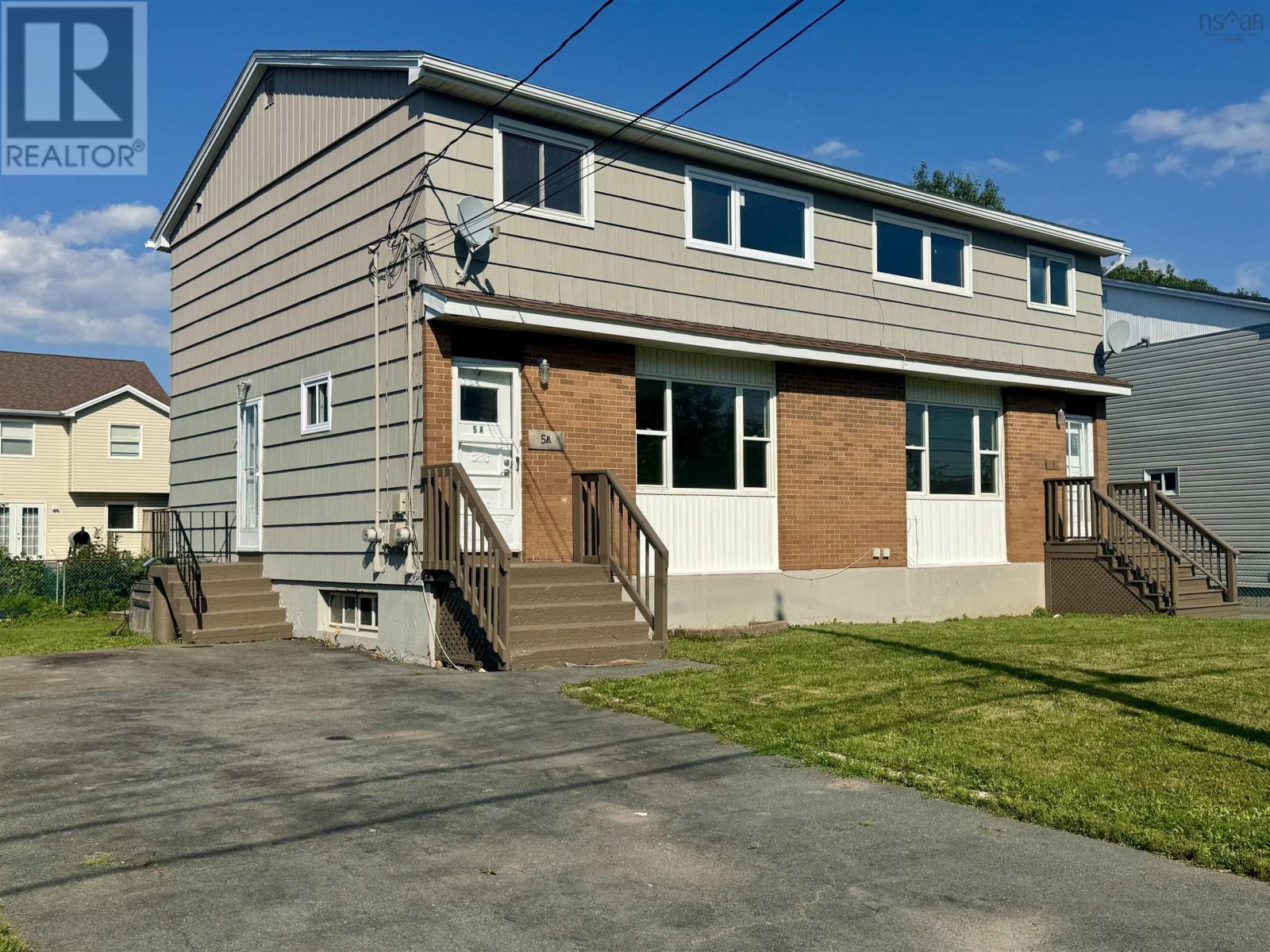 5/5A Marilyn Drive, Dartmouth, Nova Scotia