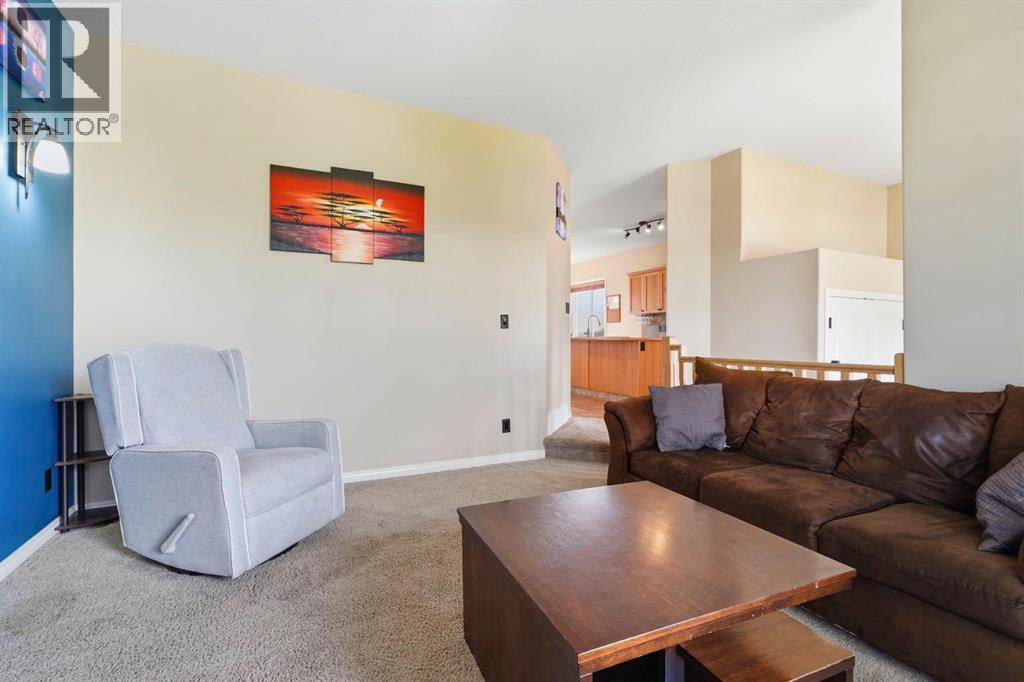 104 Oak Drive, Red Deer, Alberta  T4P 0C8 - Photo 14 - A2325504