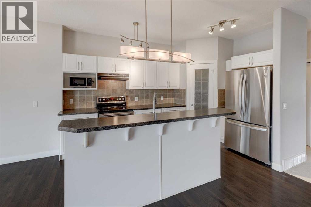 103 Bridle Estates Mews SW, Calgary, Alberta  T2A 6R1 - Photo 10 - A2335580