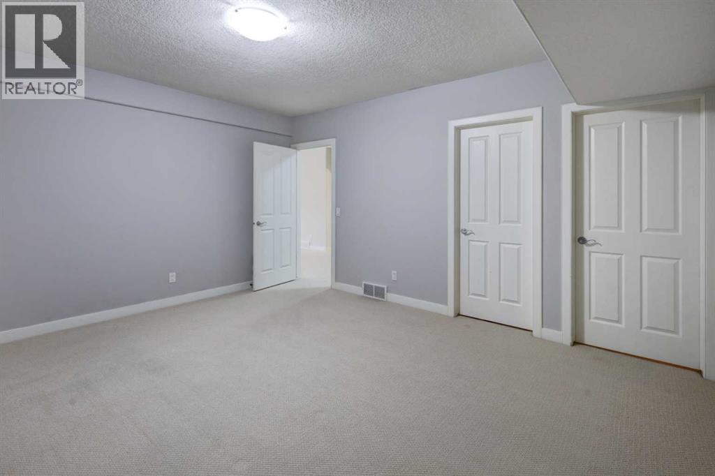 103 Bridle Estates Mews SW, Calgary, Alberta  T2A 6R1 - Photo 34 - A2335580