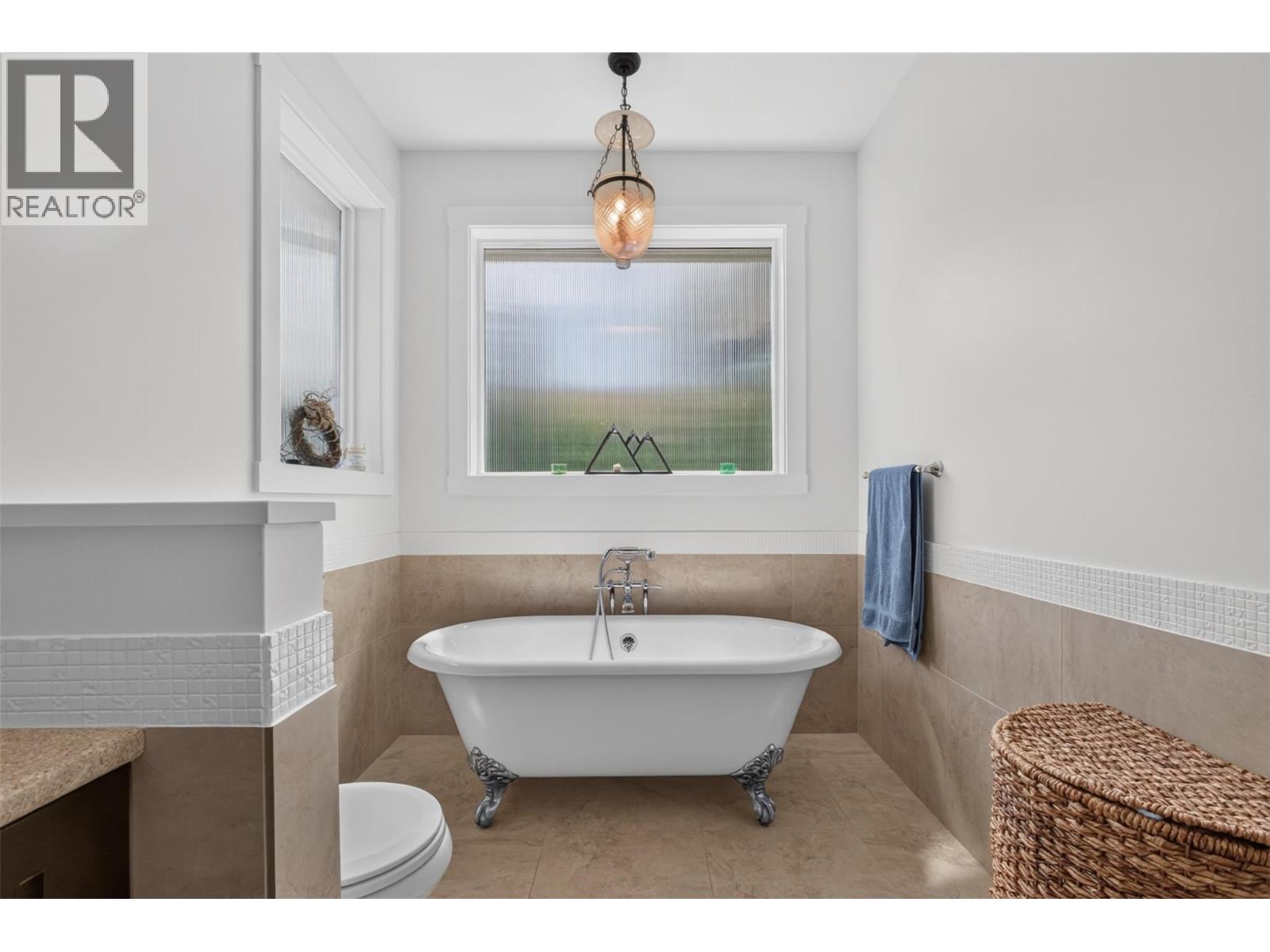 5507 Lee Lane, Kelowna, British Columbia  V1W 5H2 - Photo 23 - 10395798