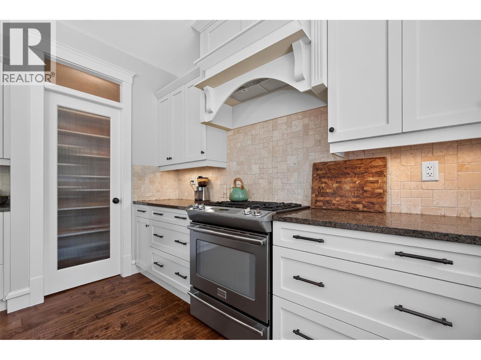 5507 Lee Lane, Kelowna, British Columbia  V1W 5H2 - Photo 8 - 10395798