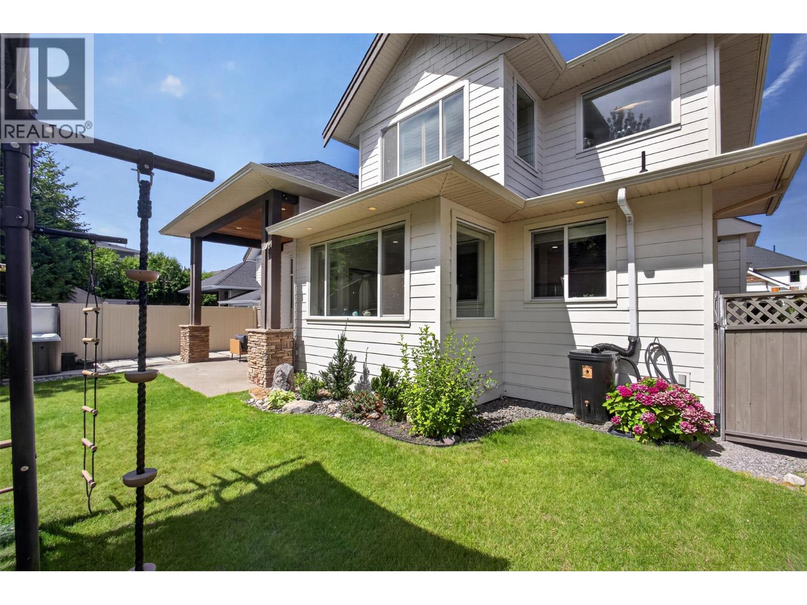 5507 Lee Lane, Kelowna, British Columbia  V1W 5H2 - Photo 39 - 10395798