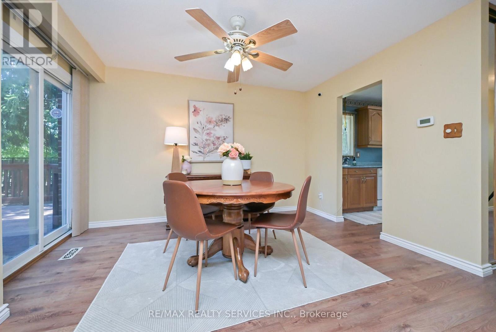 2 Lindridge Avenue, Brampton, Ontario L6S 3W9 - Photo 10 - W13652580
