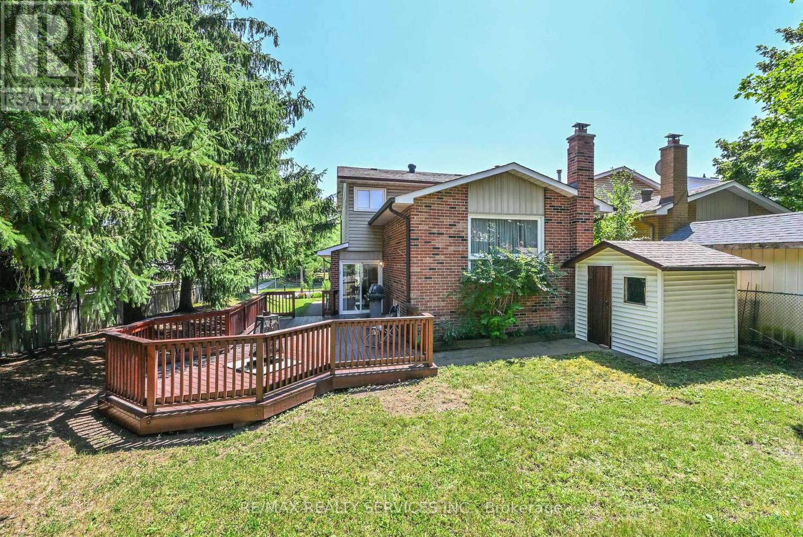 2 Lindridge Avenue, Brampton, Ontario L6S 3W9 - Photo 25 - W13652580