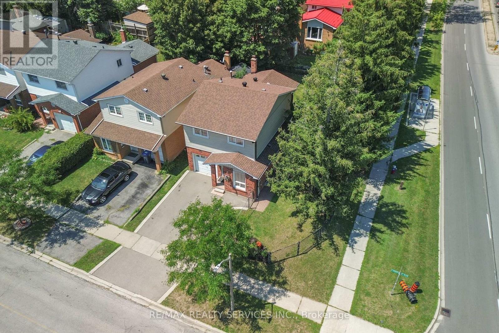 2 Lindridge Avenue, Brampton, Ontario L6S 3W9 - Photo 30 - W13652580