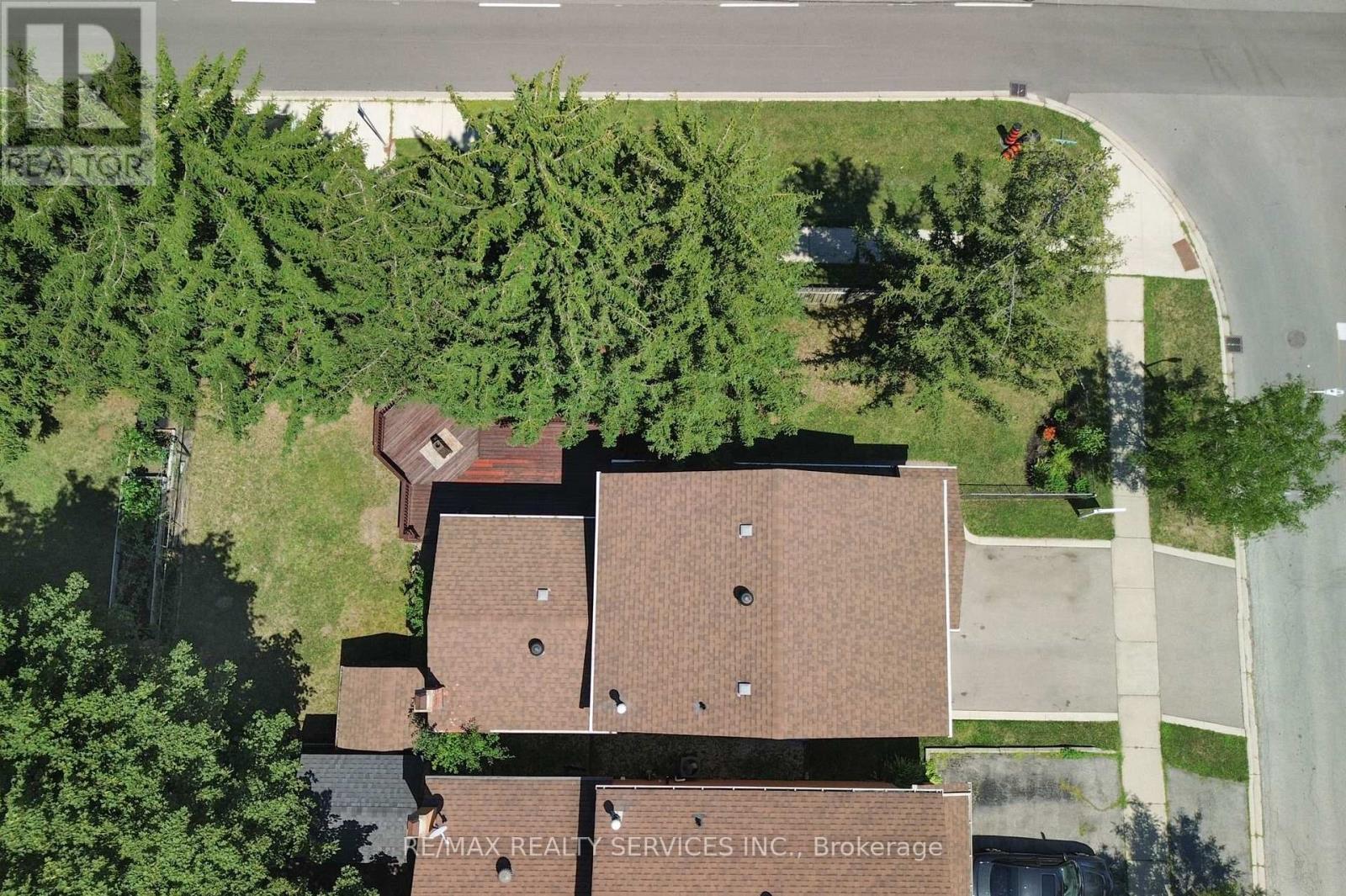 2 Lindridge Avenue, Brampton, Ontario L6S 3W9 - Photo 31 - W13652580
