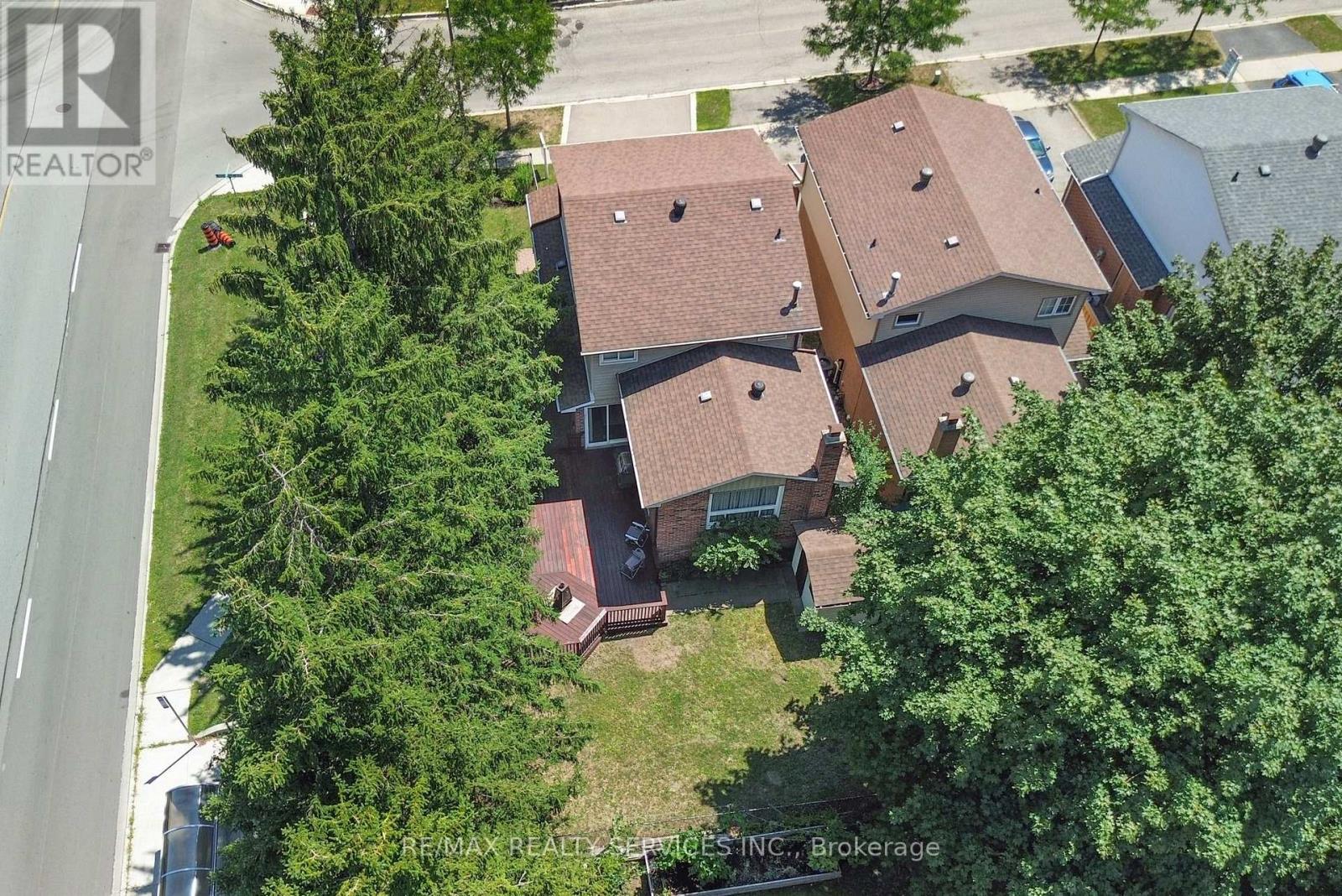 2 Lindridge Avenue, Brampton, Ontario L6S 3W9 - Photo 32 - W13652580