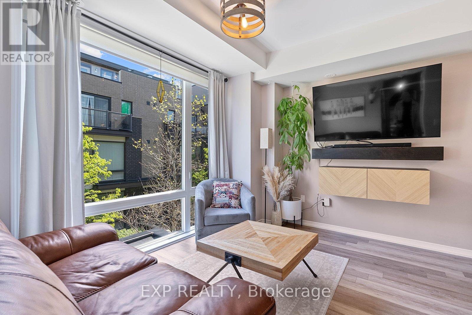 89 - 30 FIELDWAY ROAD, Toronto, Ontario