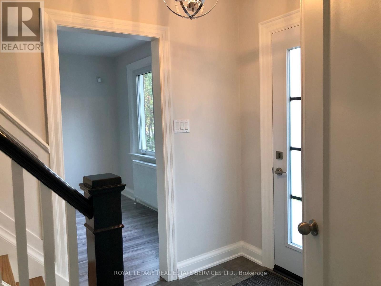 14 Avonhurst Road, Toronto, Ontario  M9A 2G8 - Photo 7 - W13650308
