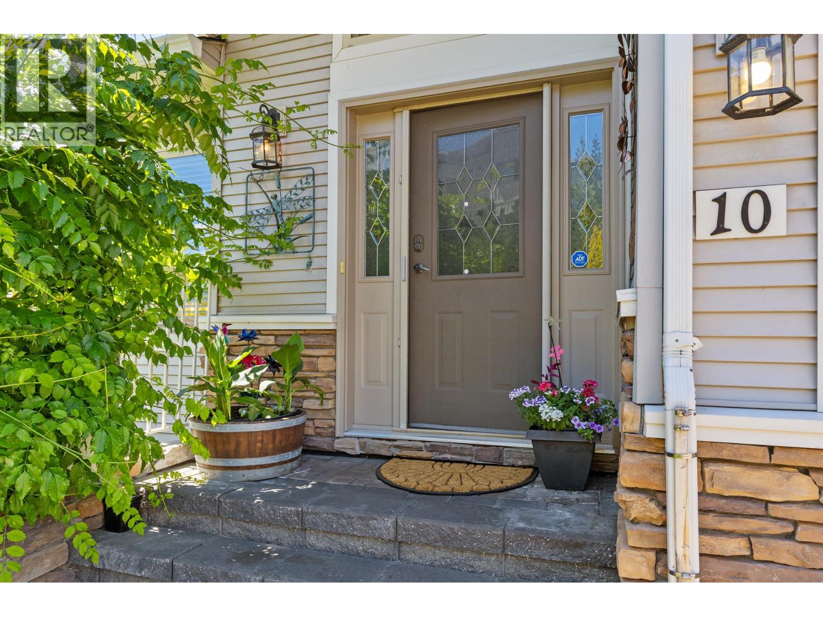 2100 Boucherie Road Unit# 10, West Kelowna, British Columbia  V4T 2X1 - Photo 3 - 10391883