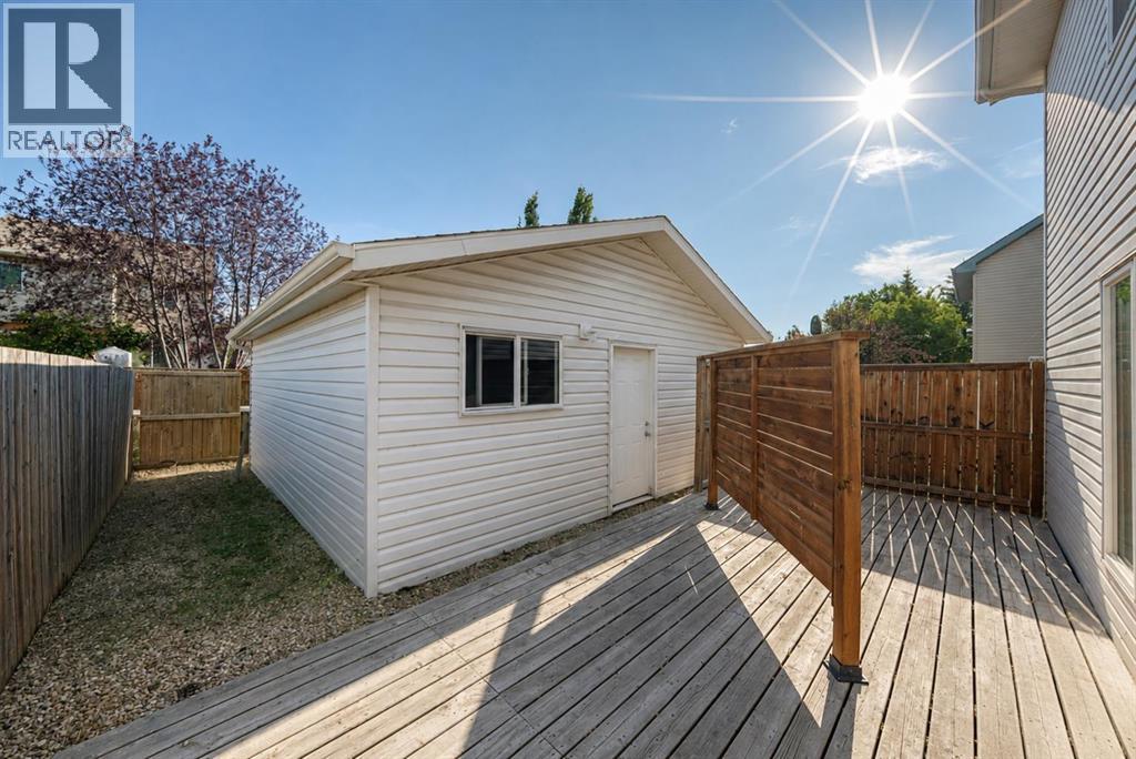 37 Chaparral Ridge Link SE, Calgary, Alberta  T2X 3M7 - Photo 34 - A2334819