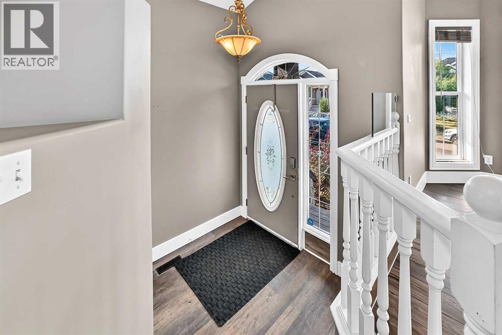 37 Chaparral Ridge Link SE, Calgary, Alberta  T2X 3M7 - Photo 2 - A2334819