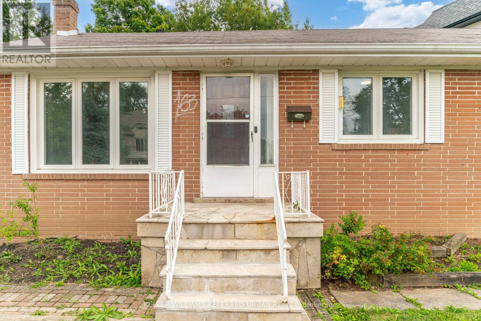 163 NEWTON DRIVE, Toronto, Ontario